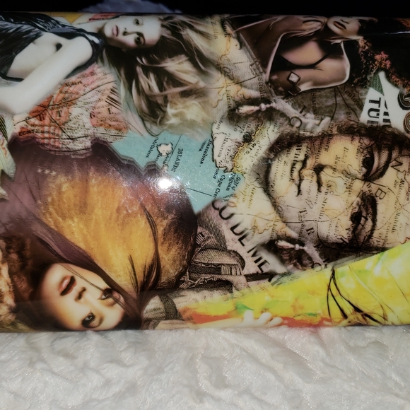 Glossy Magazine Fashonable Clutch - Picture 16 of 16